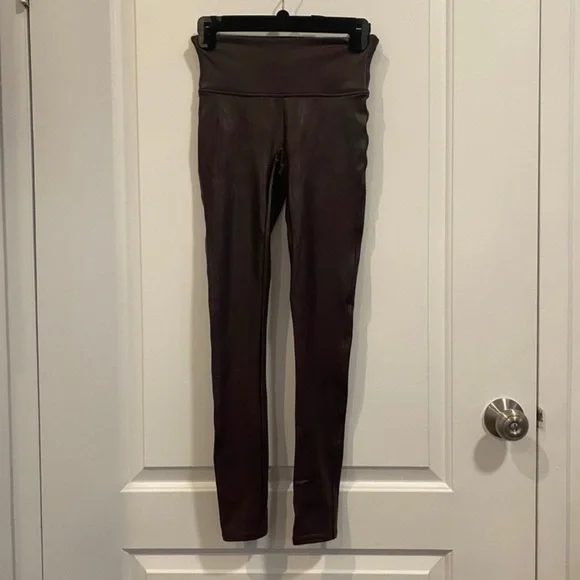 Spanx Faux Leather Leggings in Color Wine - Picture 6 of 6